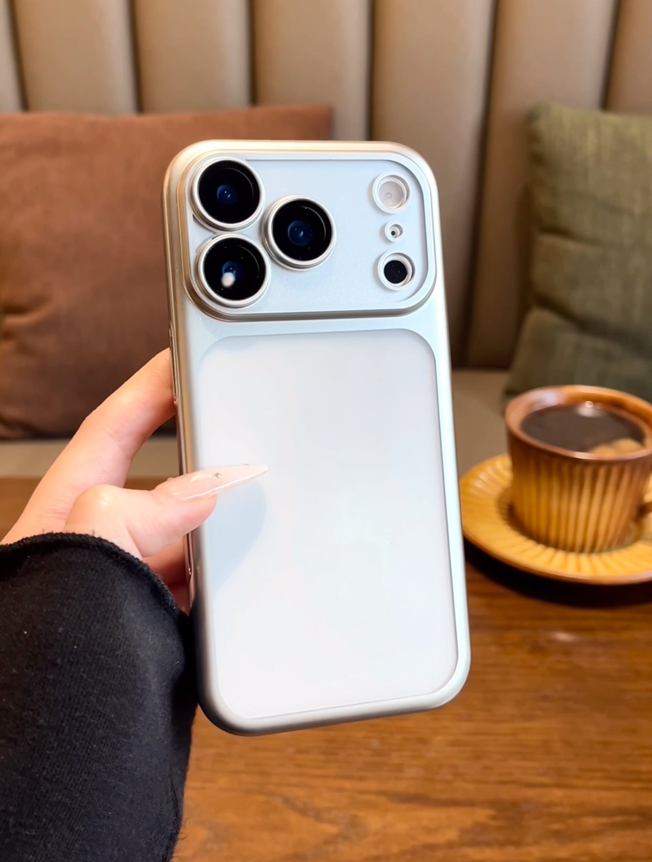 Luxury Electroplated Solid Color Case